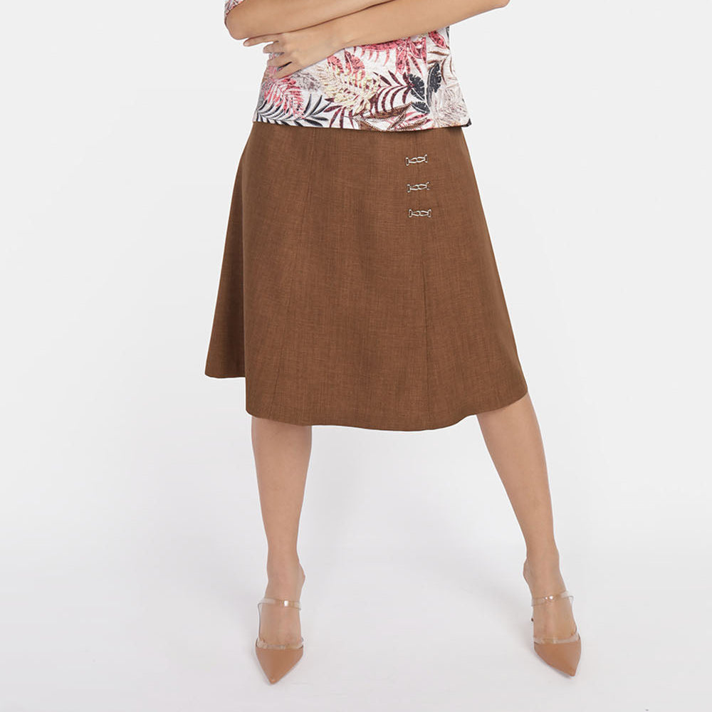 Falda tablas con herrajes y cintura elástica Estefanía