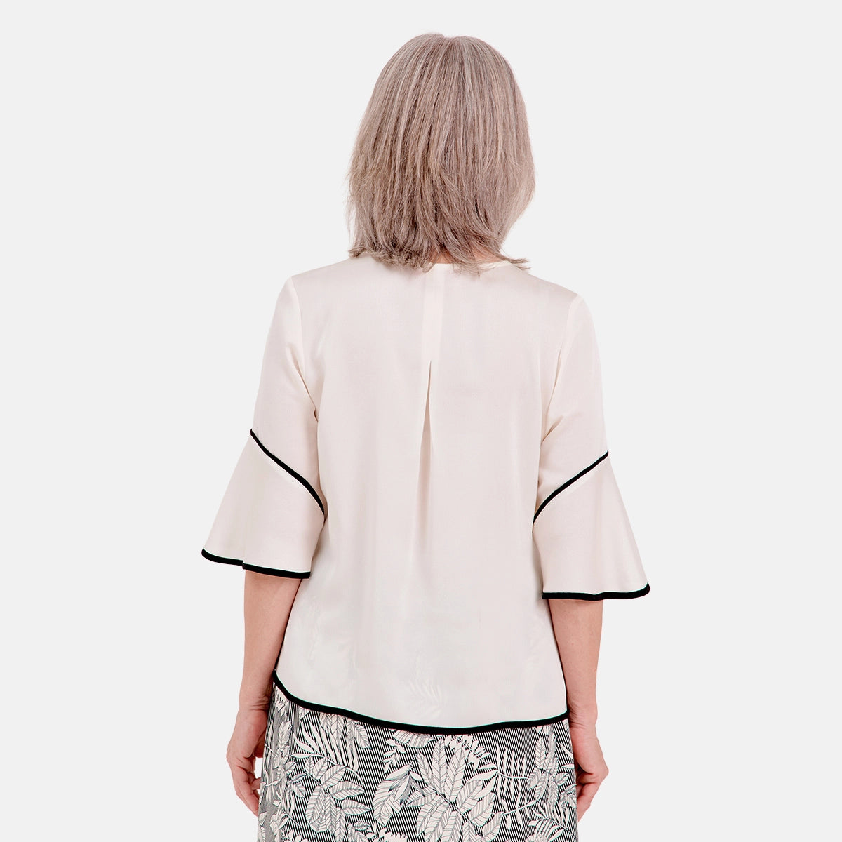 V66702 - Blusa abierta con contraste Leonor