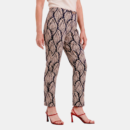 V67242 - Pantalón recto estampado con hebilla en pretina Leah