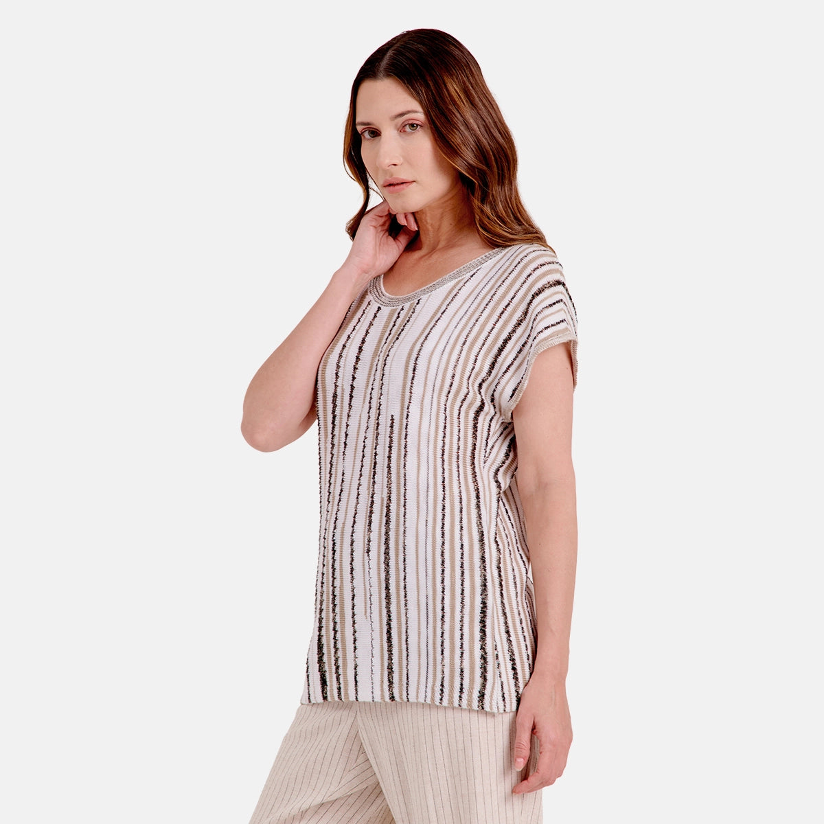 V67701 - Blusa punto escote ojal Leah
