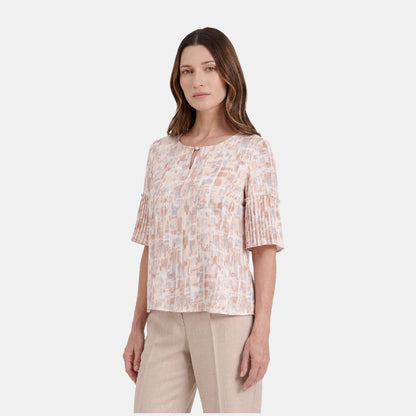 V67802 - Blusa estampada cuello V Maeli