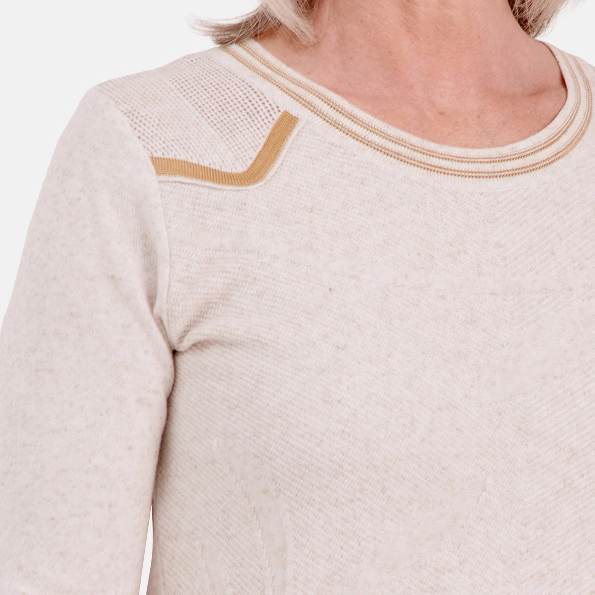 V68401 - Blusa tejida con detalle en puntada Keisha