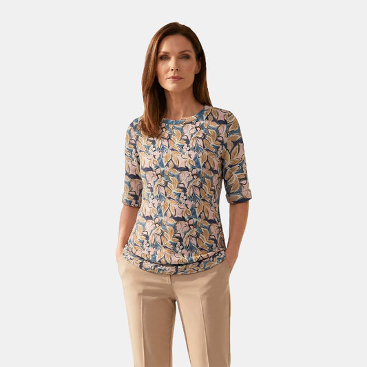 V69101 - Blusa estampada cuello redondo complementos