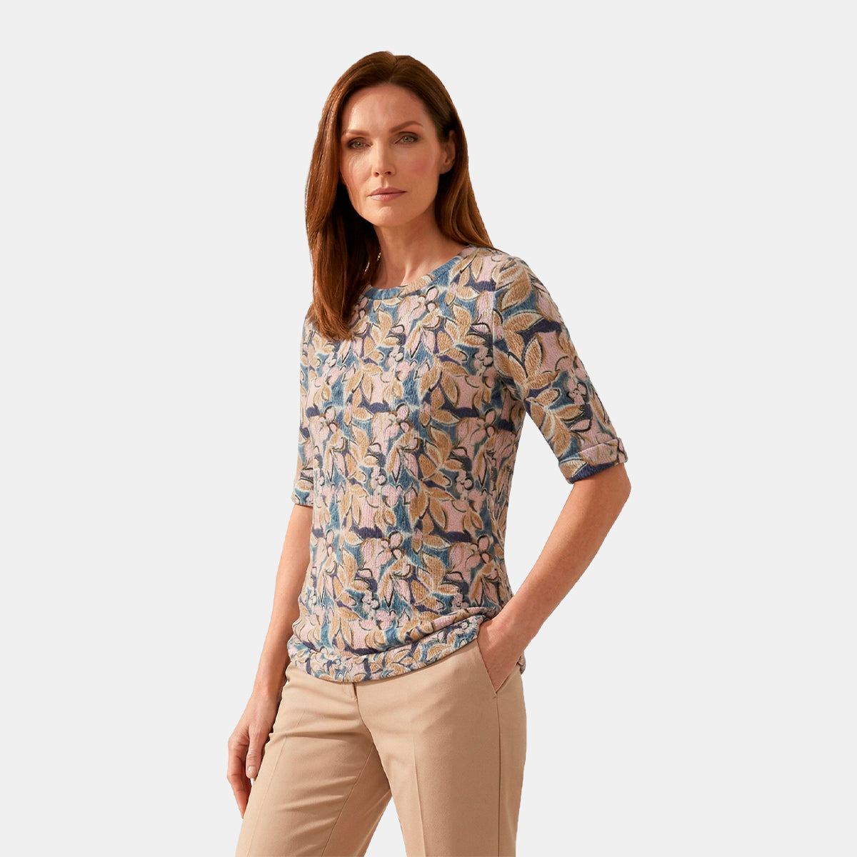 V69101 - Blusa estampada cuello redondo complementos
