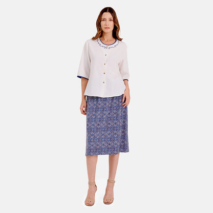 V69602 - Blusa con bordado Reina