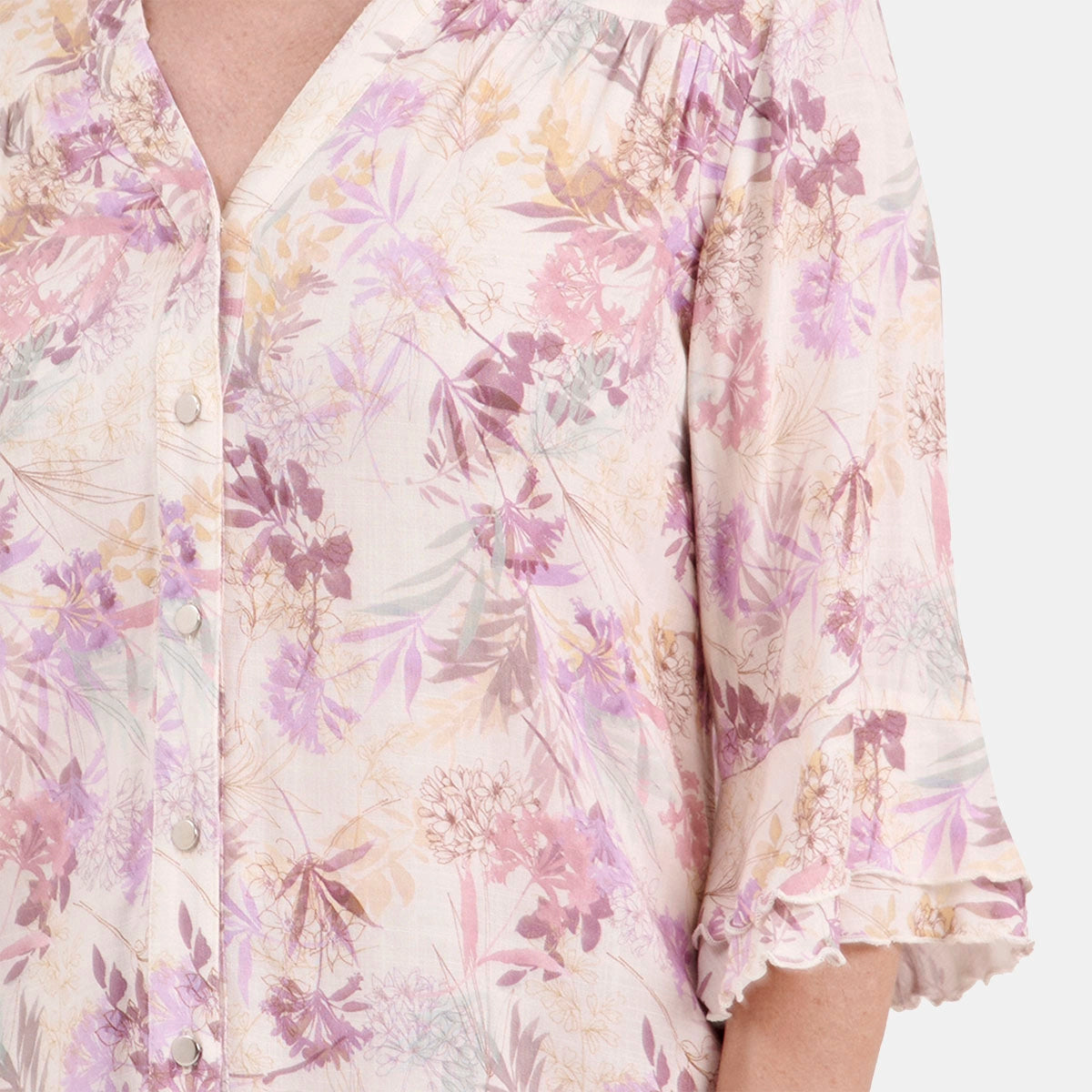 V69802 - Blusa abierta con estampado floral Candace