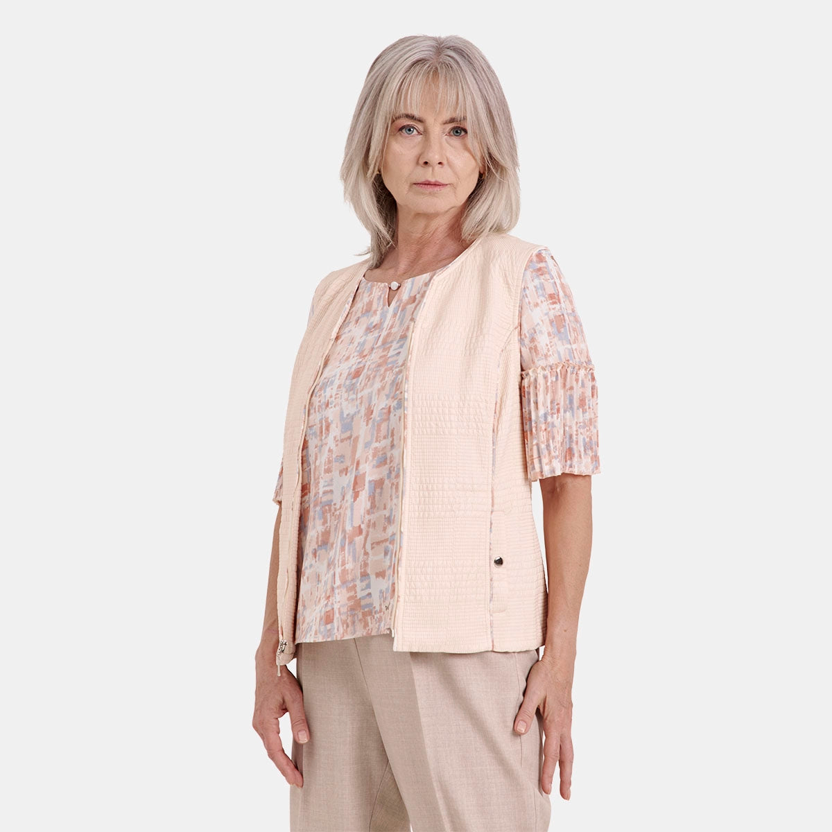 V69862 - Chaleco capitonad con bolsas Maeli