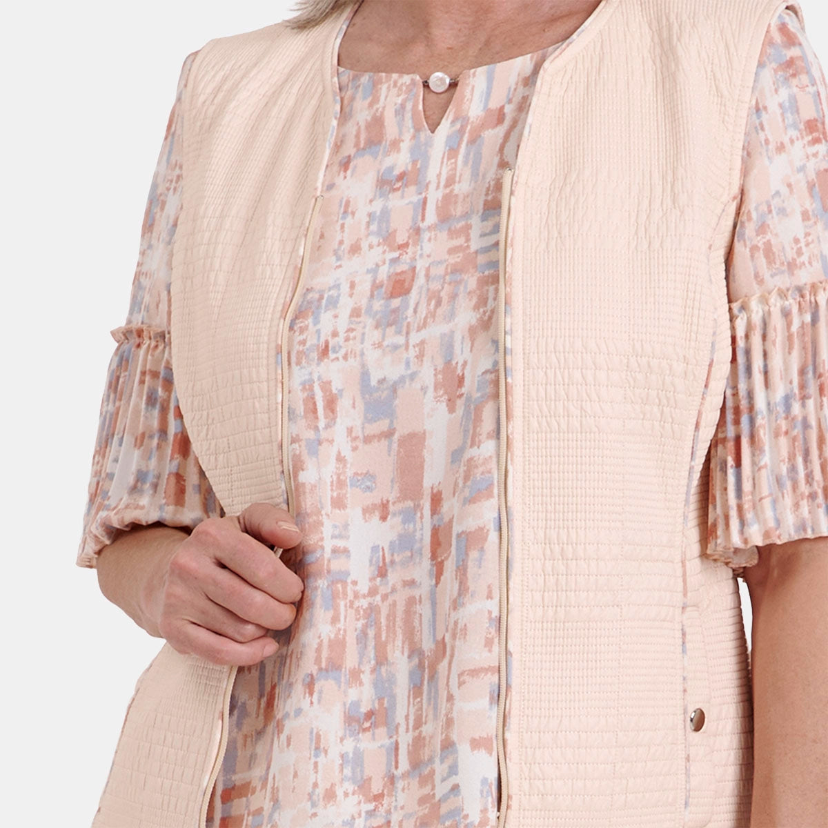 V69862 - Chaleco capitonad con bolsas Maeli