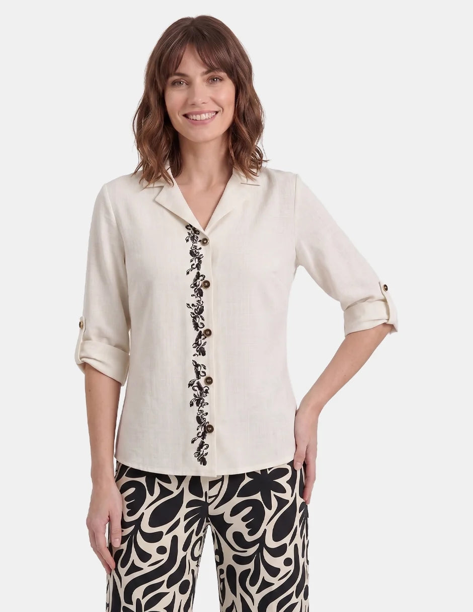 Blusa estampada abierta Celyn