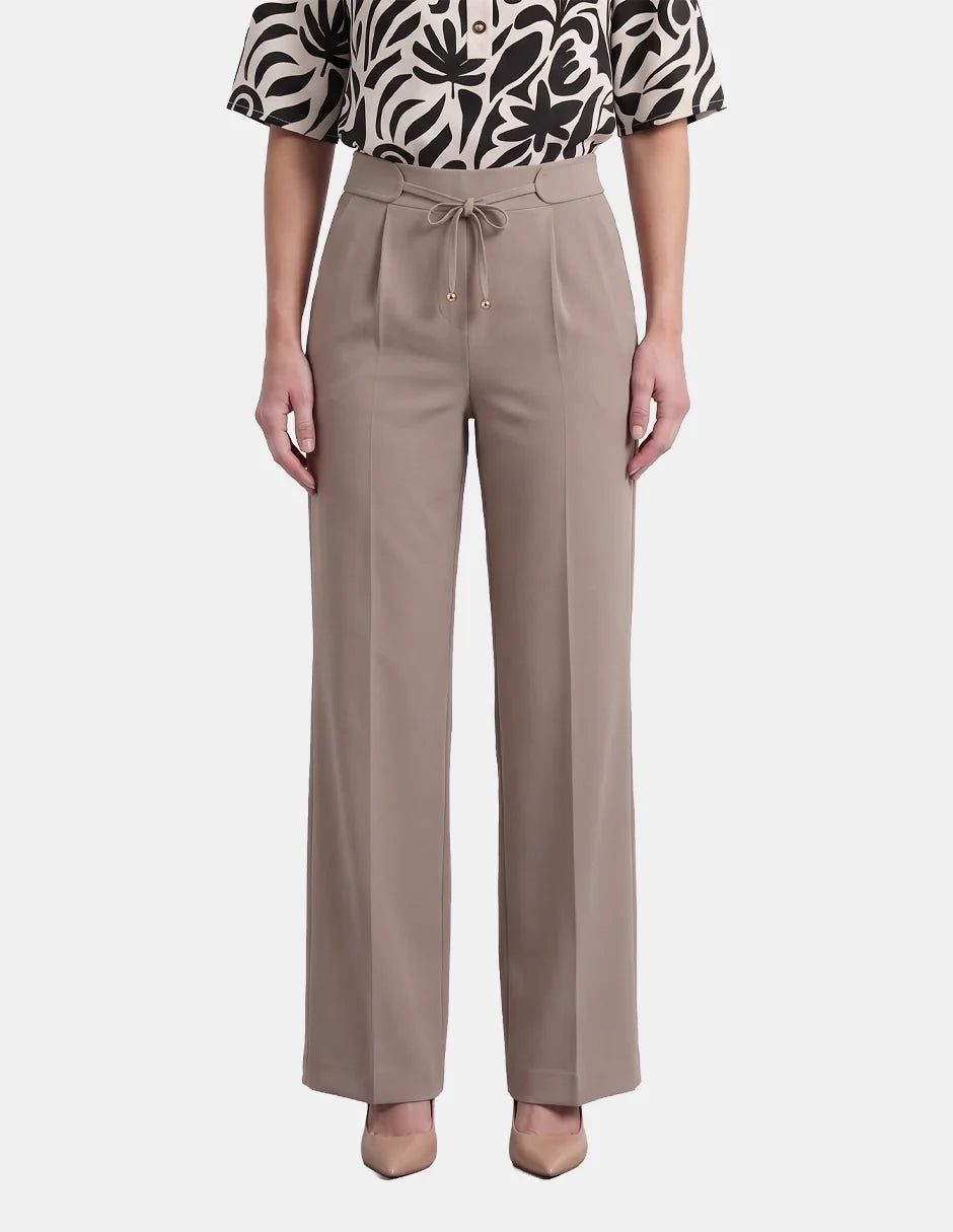 Pantalón con bolsas Celyn