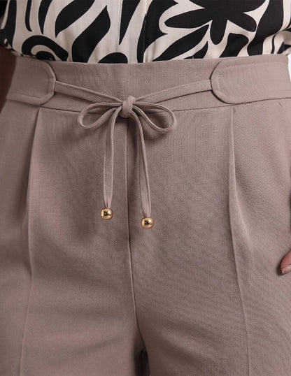 Pantalón con bolsas Celyn